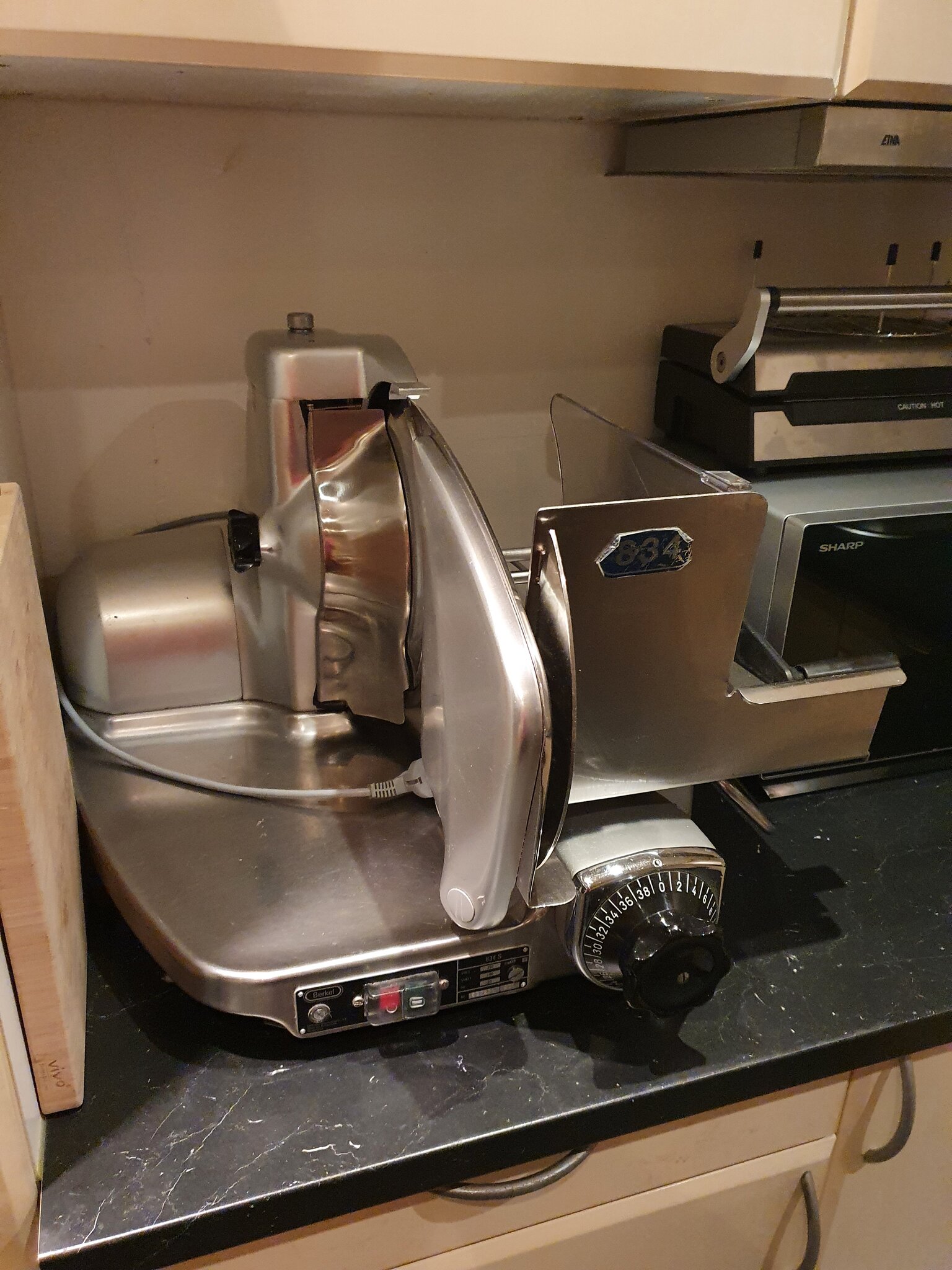 berkel 834.jpg