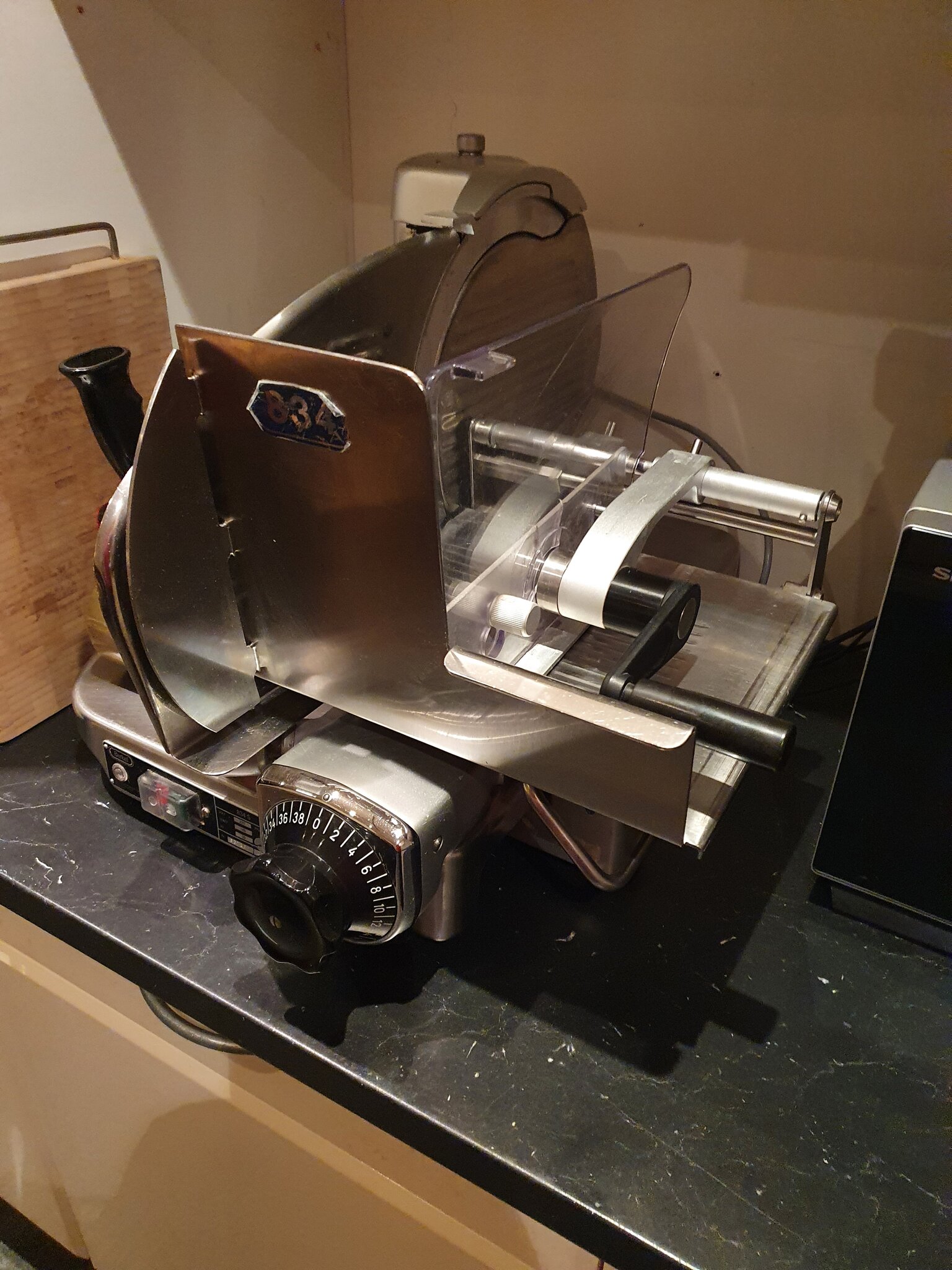 berkel 834 snijmachine .jpg