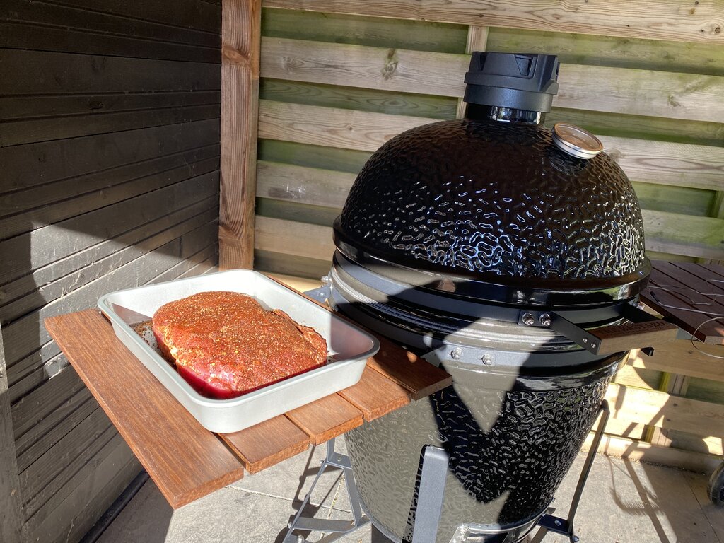 Bij_de_bbq.jpg