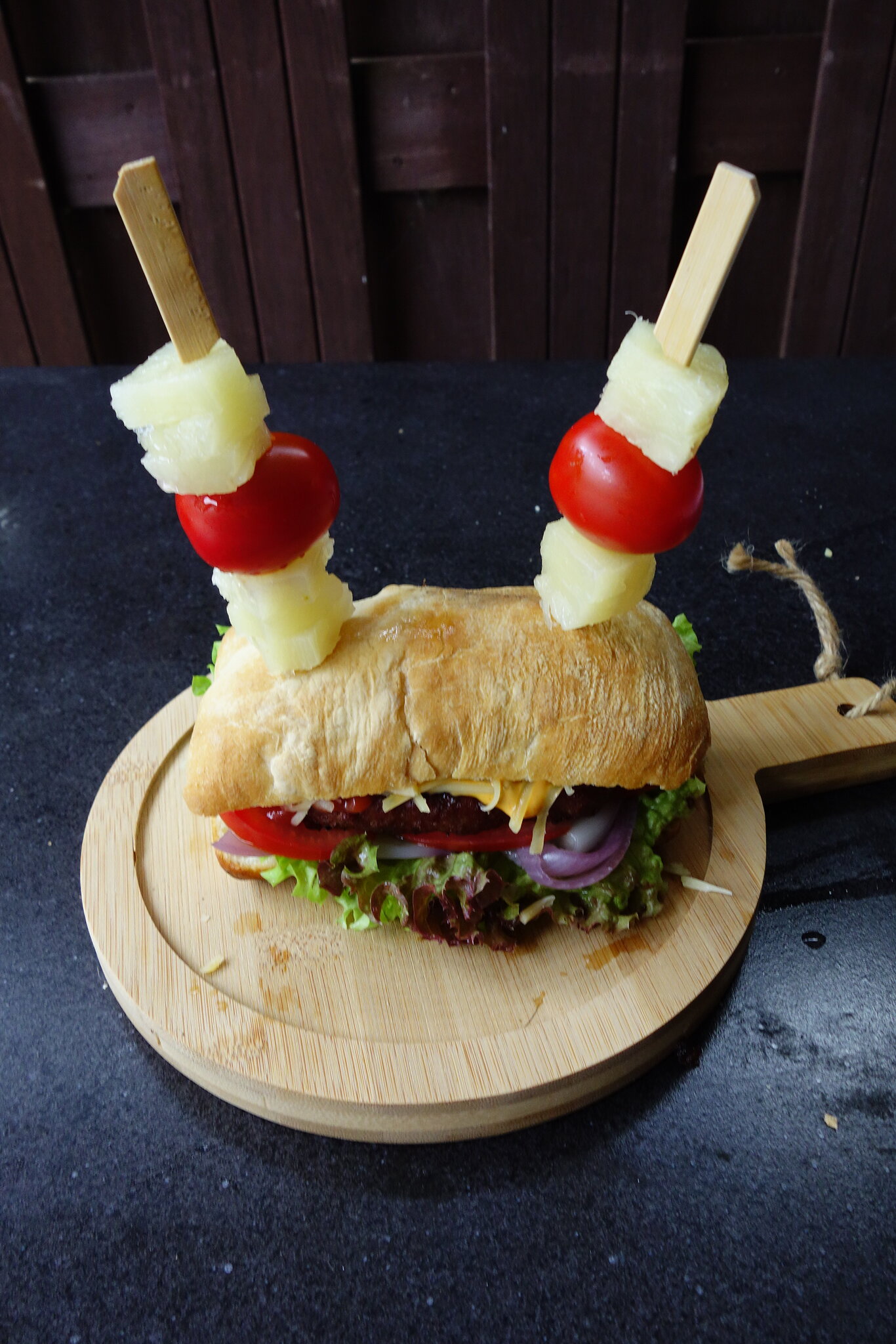 HAMBATTA BURGER (24).JPG