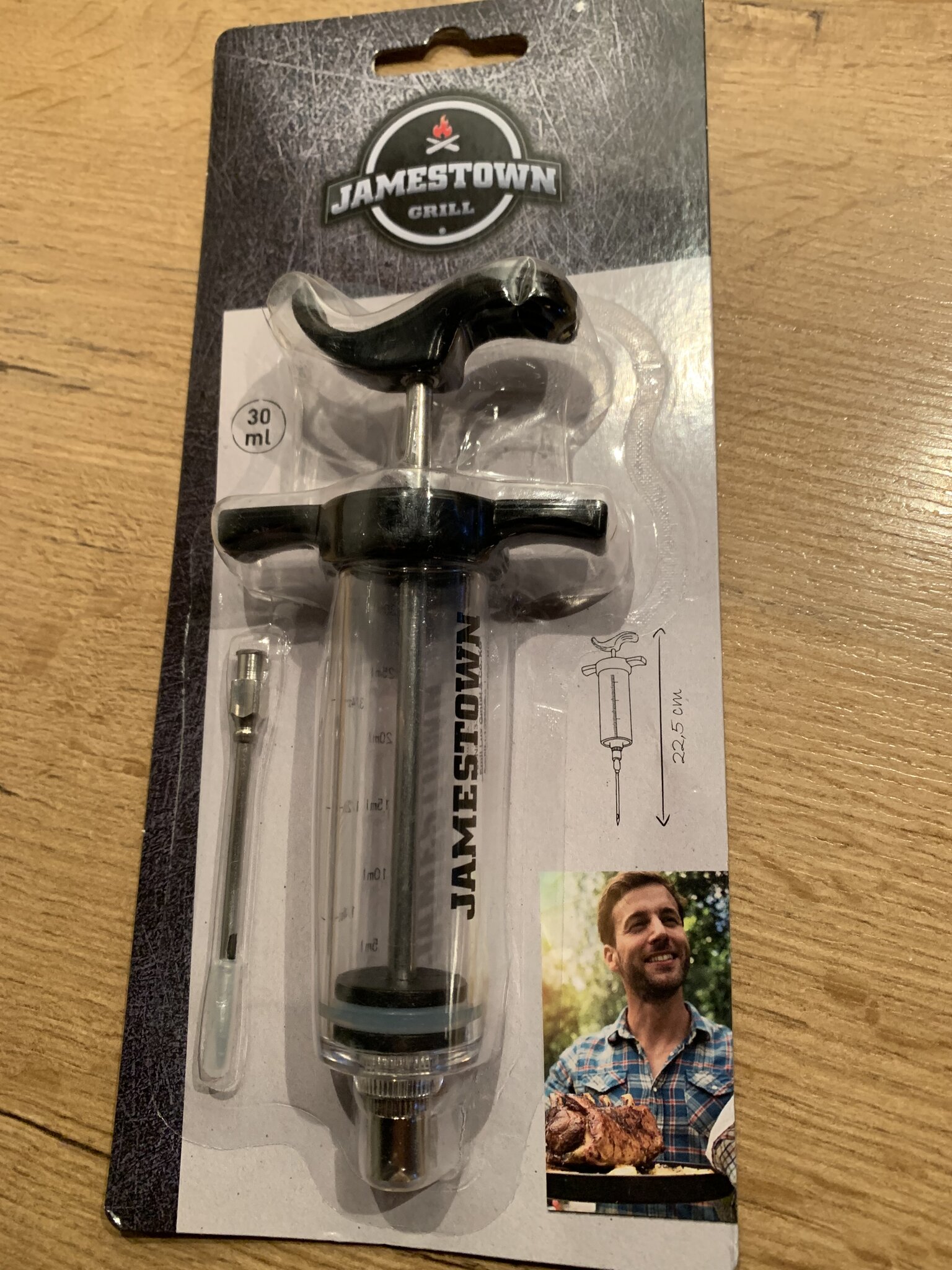 marinade injector.jpg