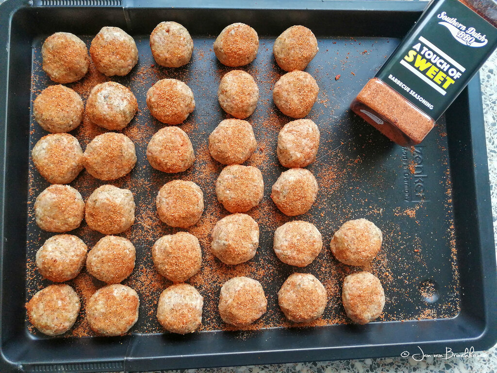 moink-balls-07.jpg