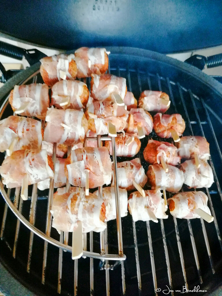 moink-balls-09.jpg