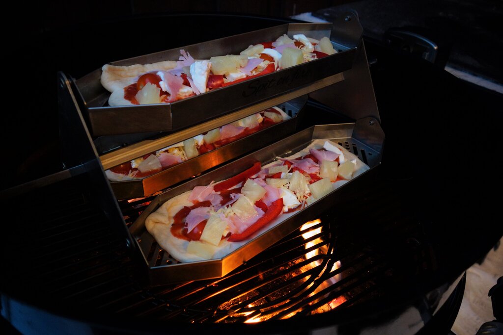 PIZZA AAN SPIT (8).JPG
