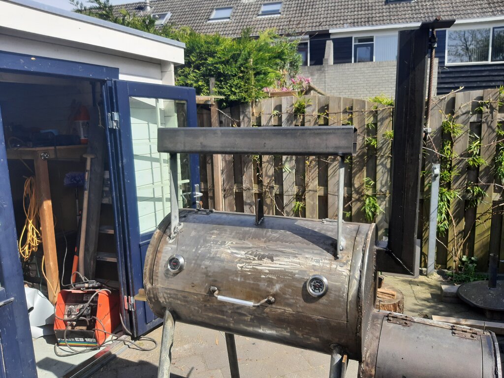 smoker 2.jpg