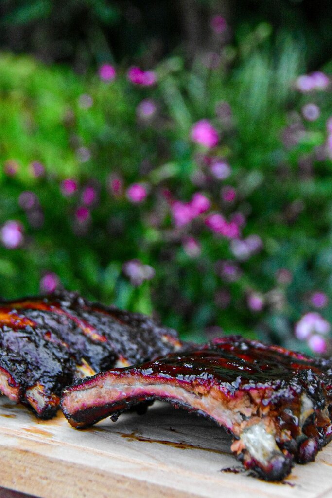 spareribs gelakt klaar doorsnede.jpg